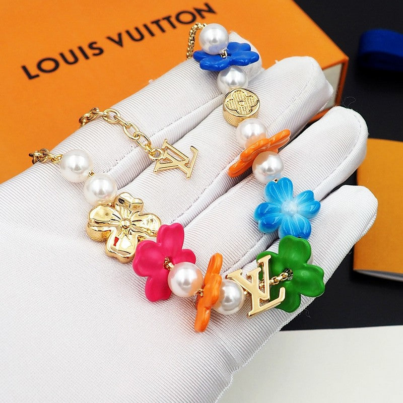 18K Louis Surfin' Flower Bracelet