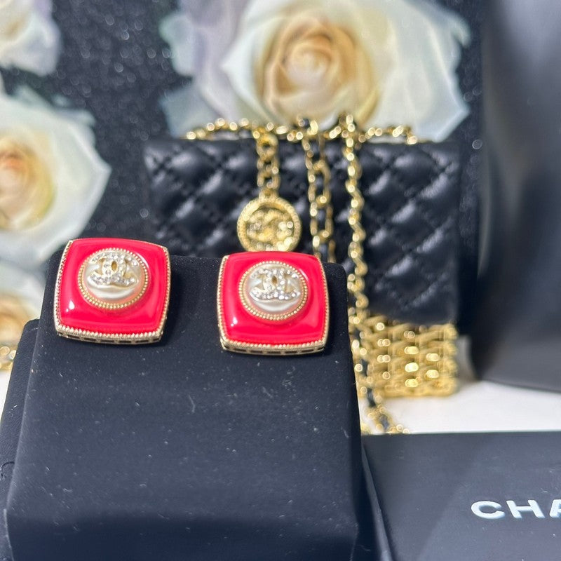 18K CC Red Gold Diamond Earrings