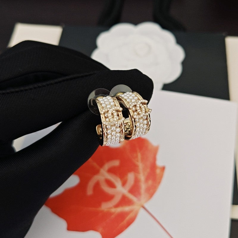 18K CC Pearl Gold Cirle Earrings