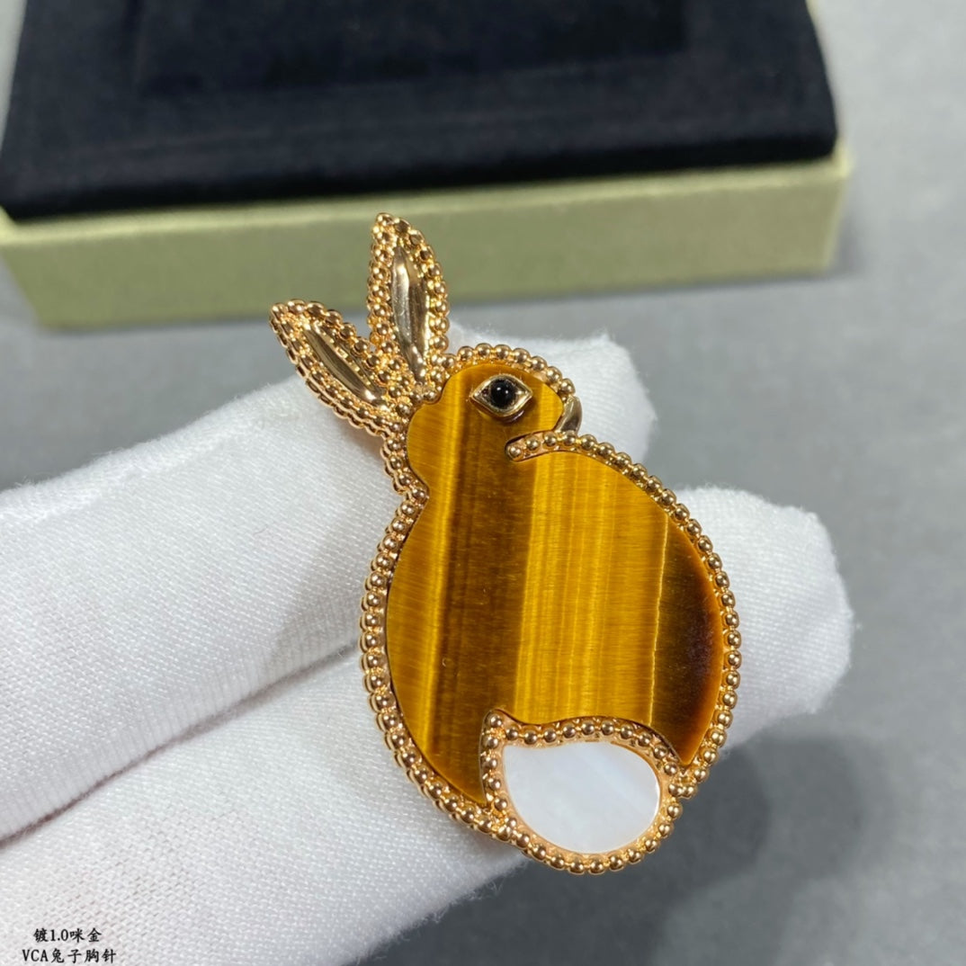 18K Lucky Animals Rabbit Clip Brooch