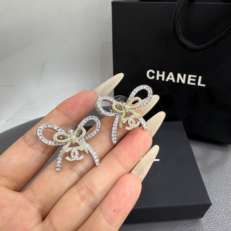 18K CC Golden Bow Diamond Earrings