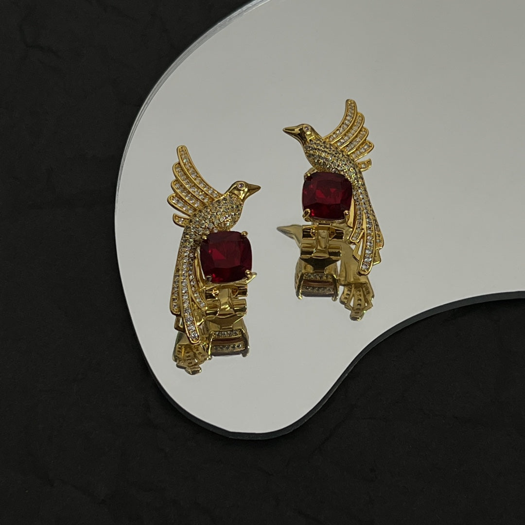 18K T Bird Diamonds Earrings