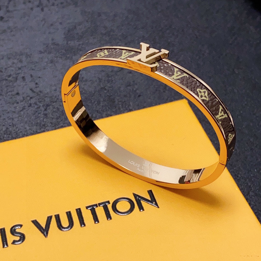 18K Louis Leather Vintage Bracelet