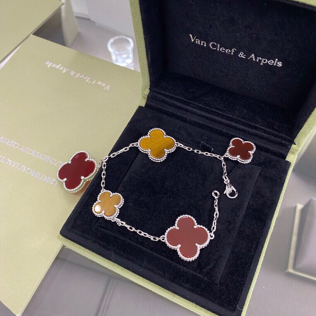 18K Lucky Carnelian and Tigers Eye Alhambra Bracelet