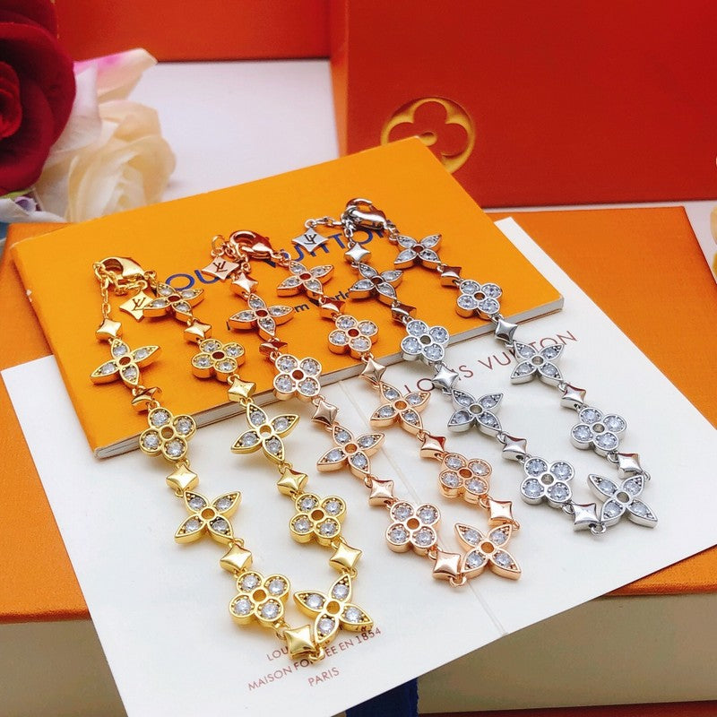 18K Louis Idylle Blossom Monogram Bracelet