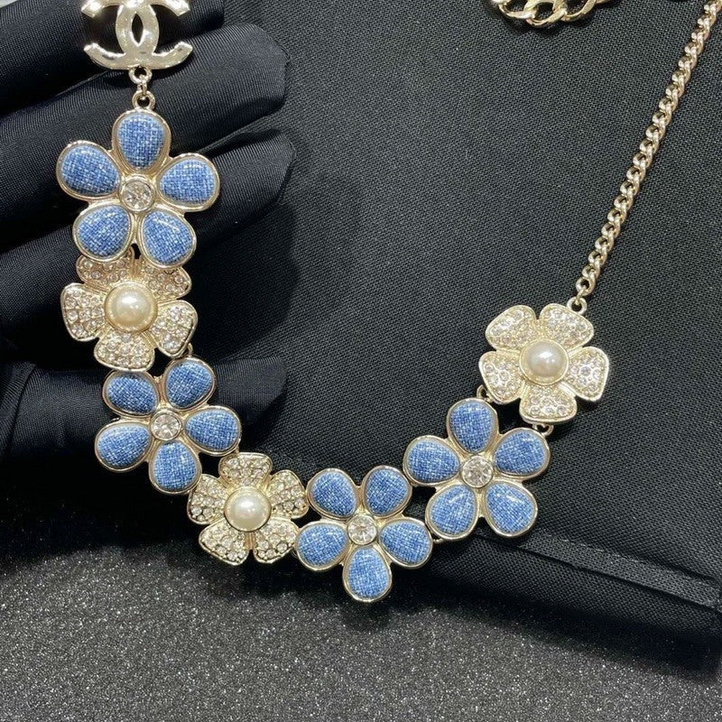 18K CC Blue & White Flower Diamond Necklace