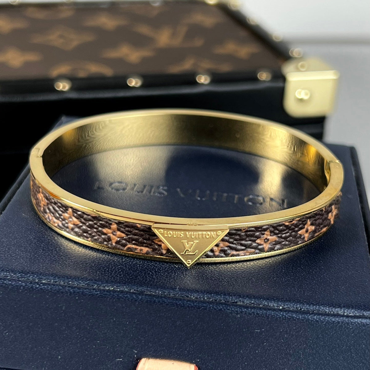 18K Louis Vintage Leather Bracelet