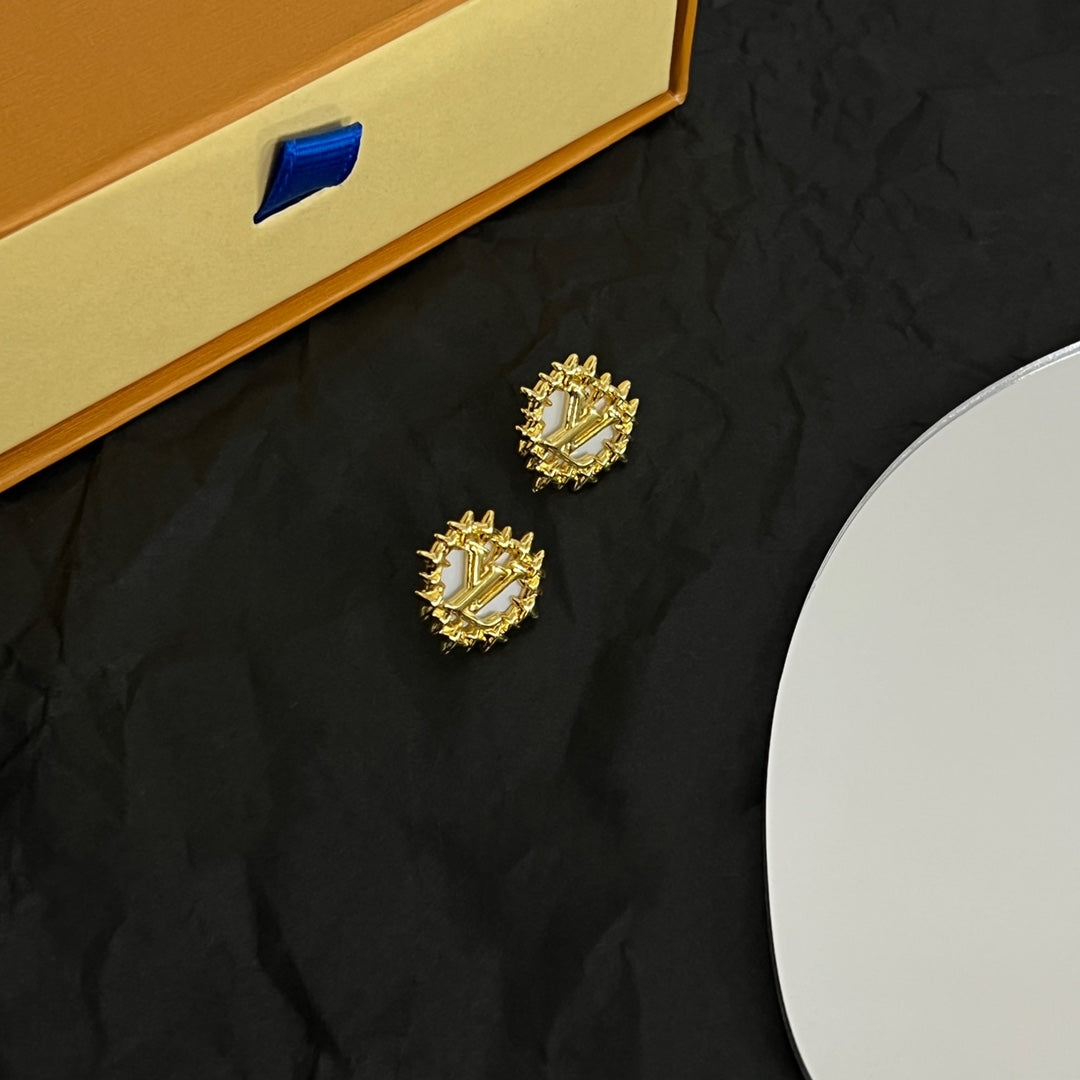 18K Louis Vintage Earrings