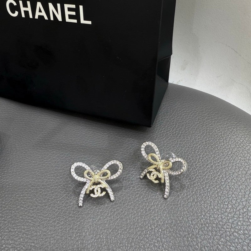 18K CC Golden Bow Diamond Earrings