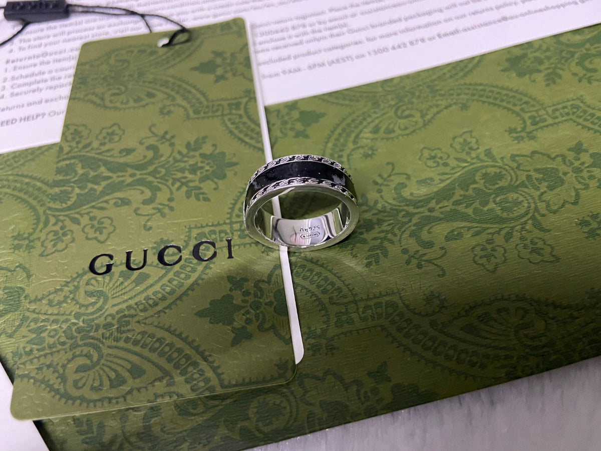 GG Interlocking G Black Enamel Ring