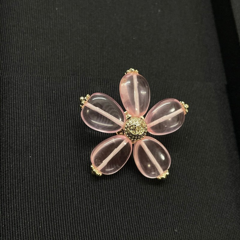 18K CC Pink Resin Flower Brooch