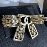 18K CC 25K Bow Tie Diamond Gold Brooch