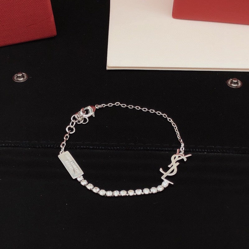18K Saint Diamond Chain Bracelet