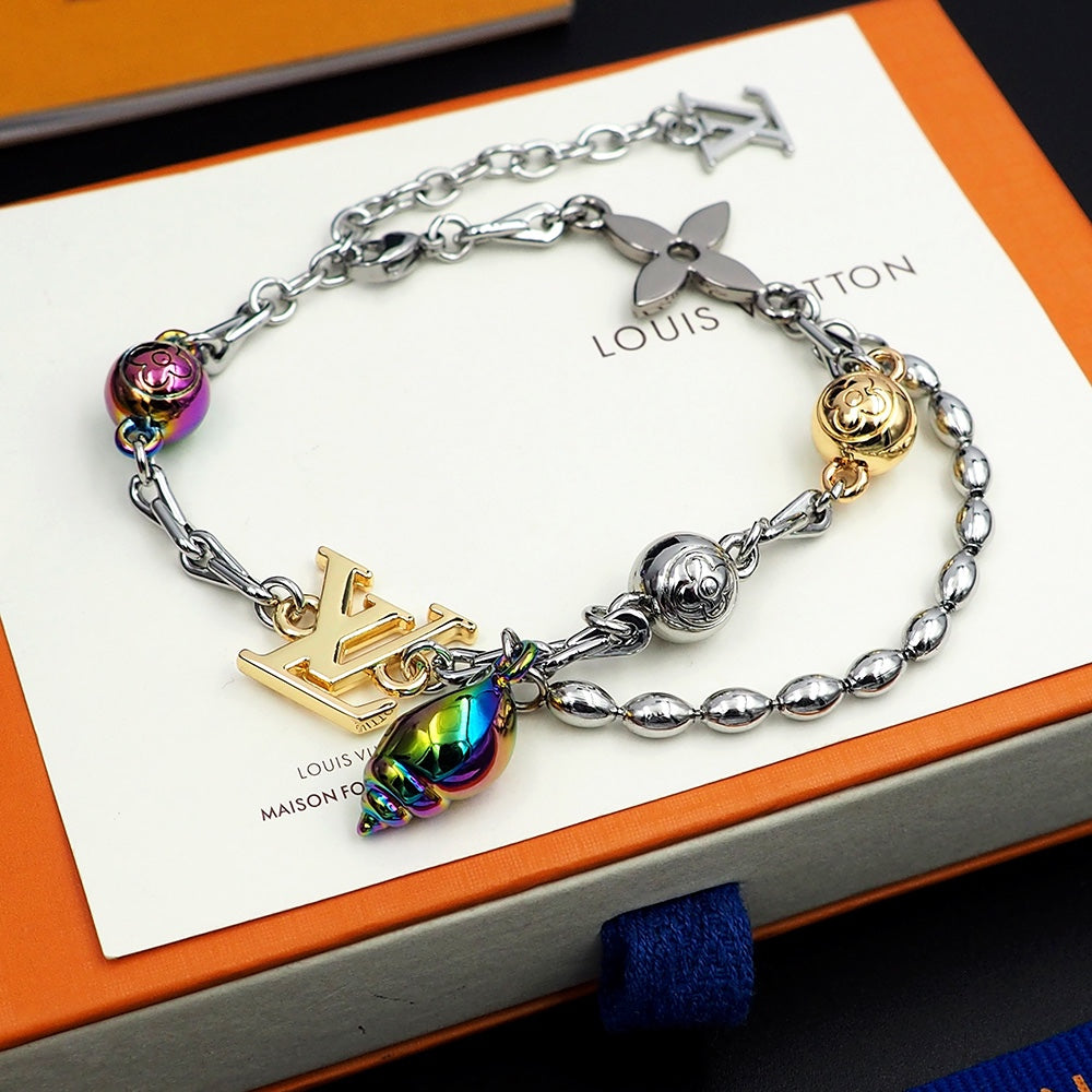 18K Louis Shell Bracelet