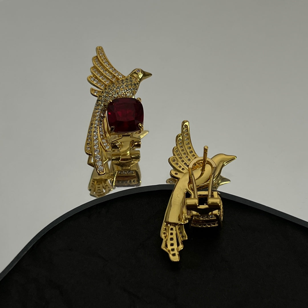 18K T Bird Diamonds Earrings