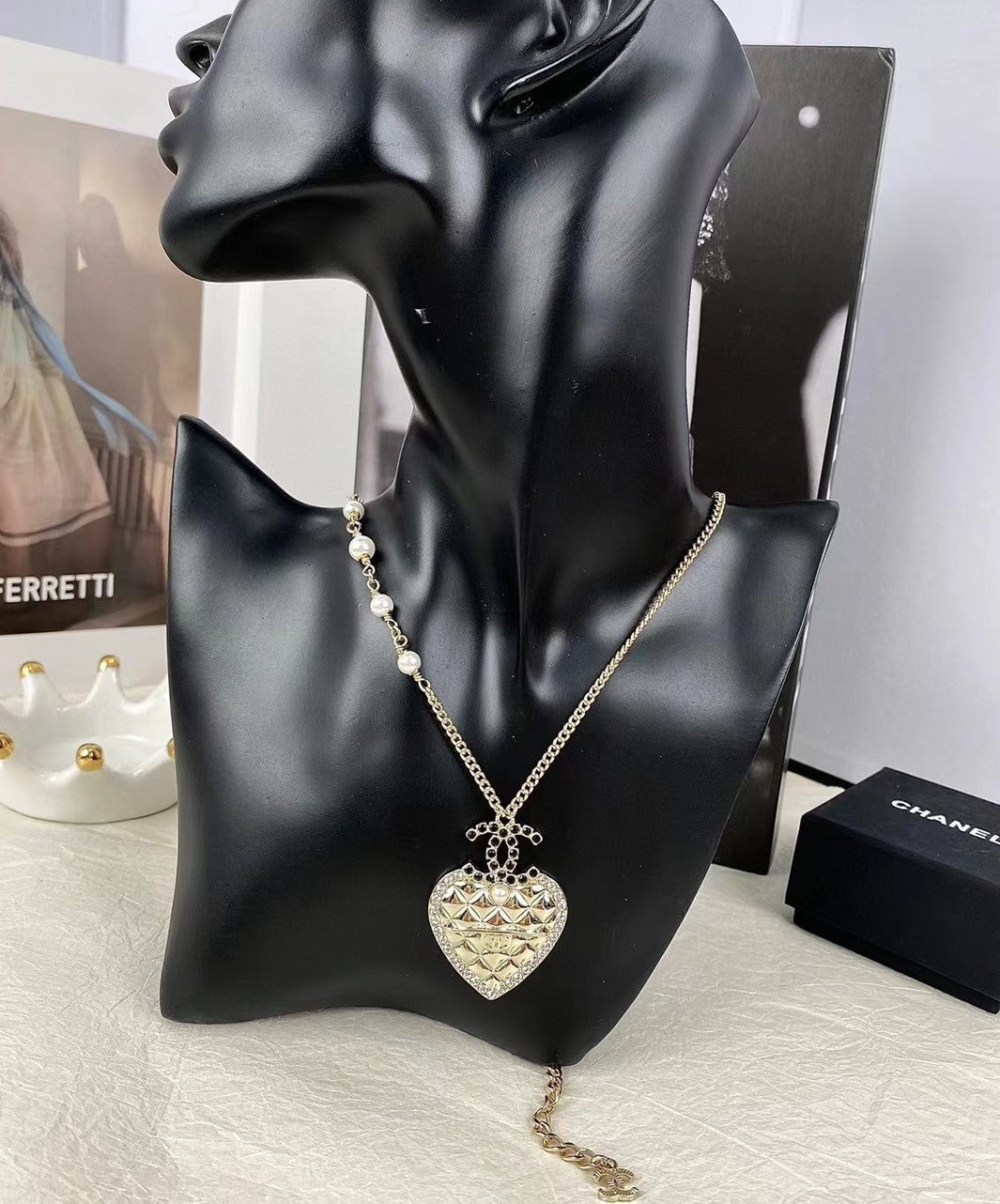 18K CC Heart Necklace