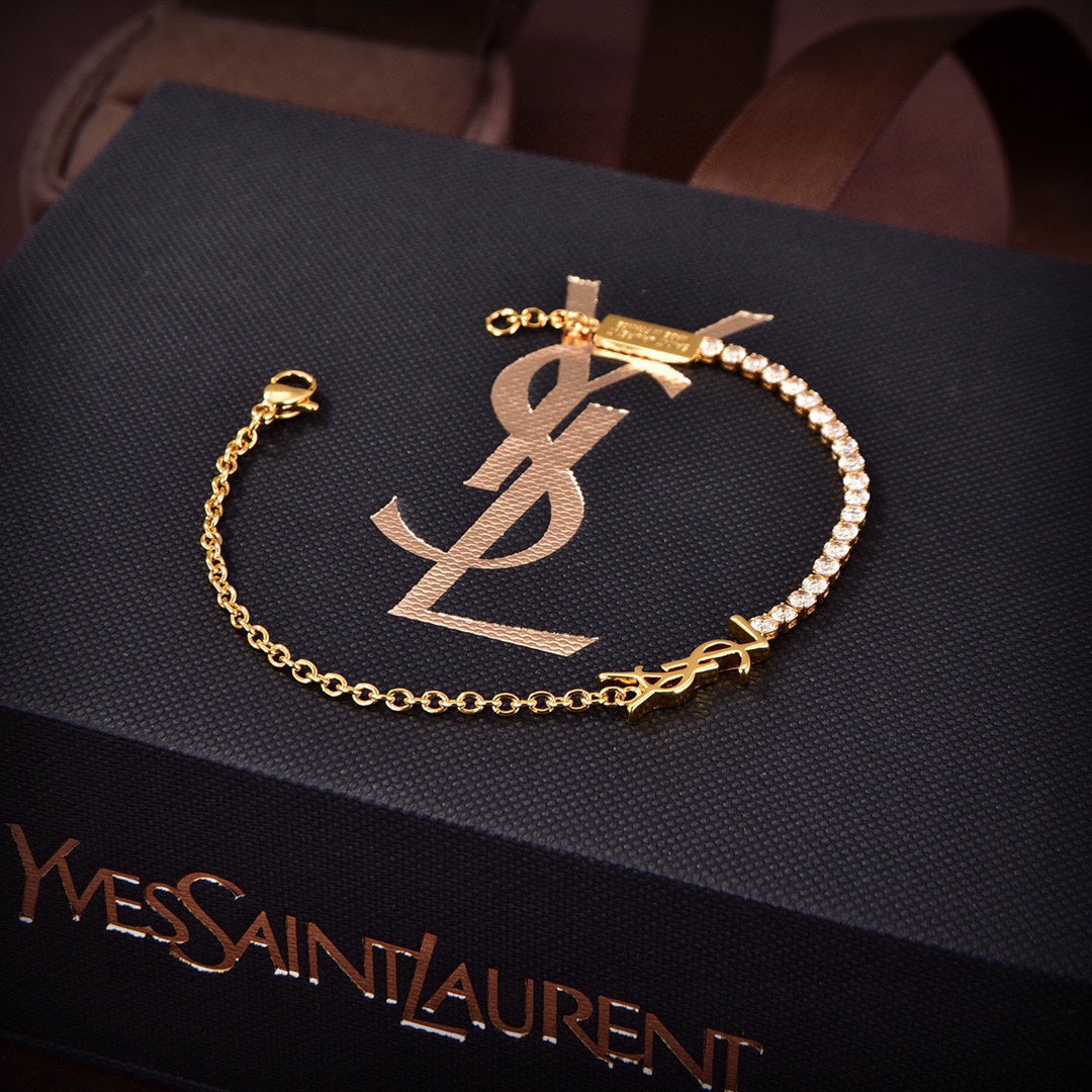 18K Saint Diamond Chain Bracelet