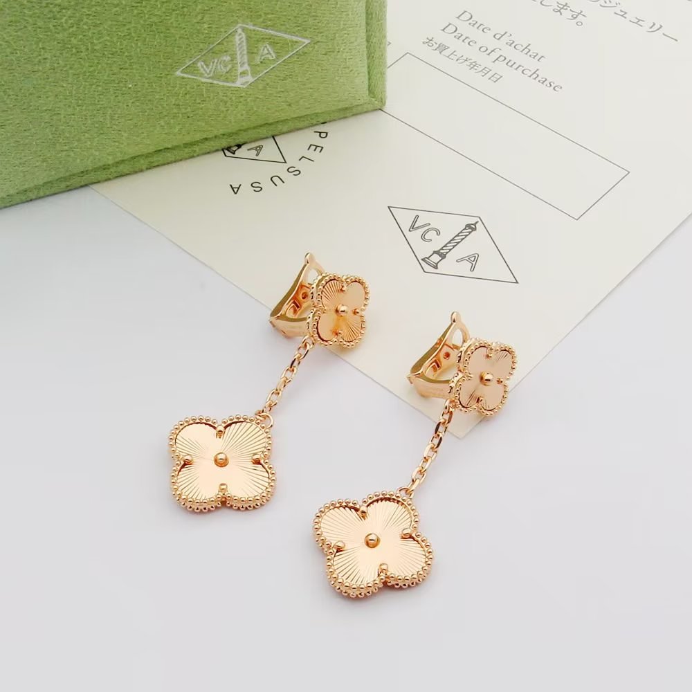 18K Magic Alhambra Earclips Earrings