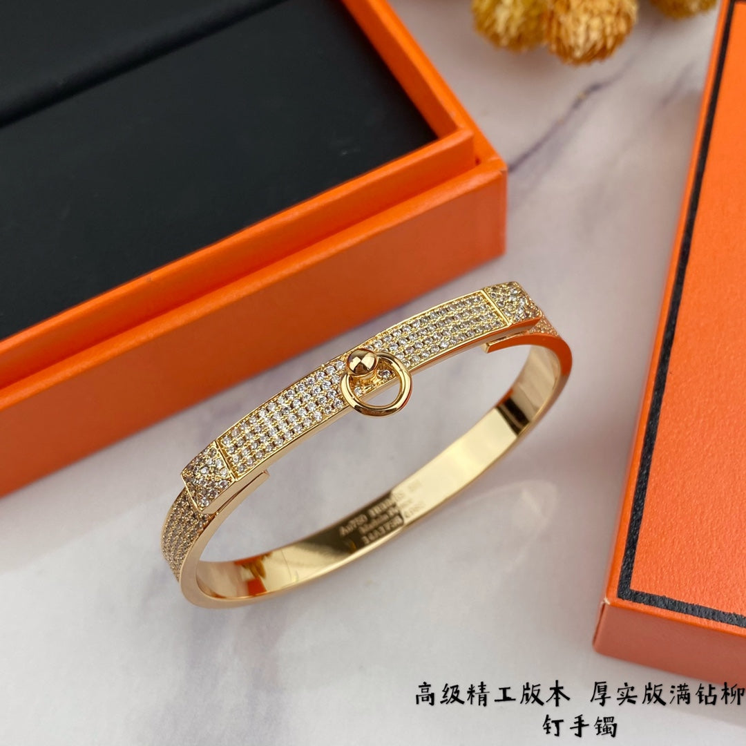 18K Collier De Chien Diamond H Bracelet