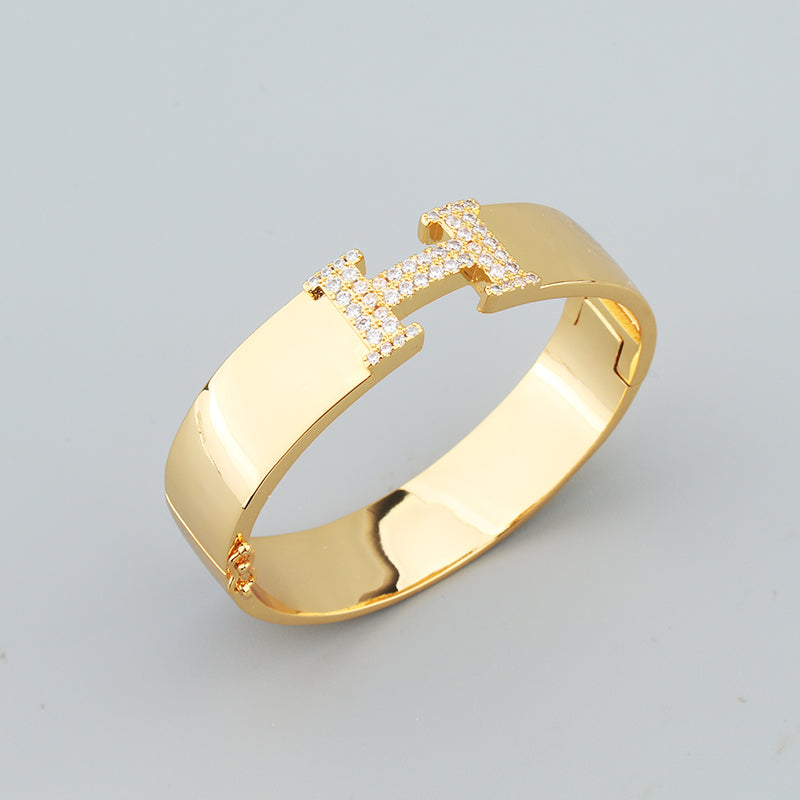 18K Clic H Diamond Bracelet