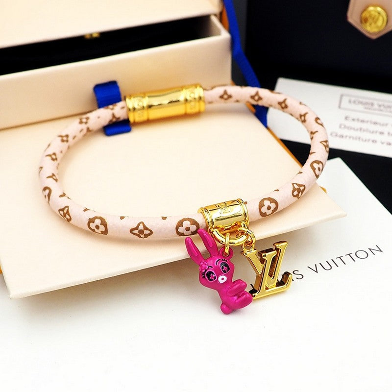 18K Louis Animogram Bracelet