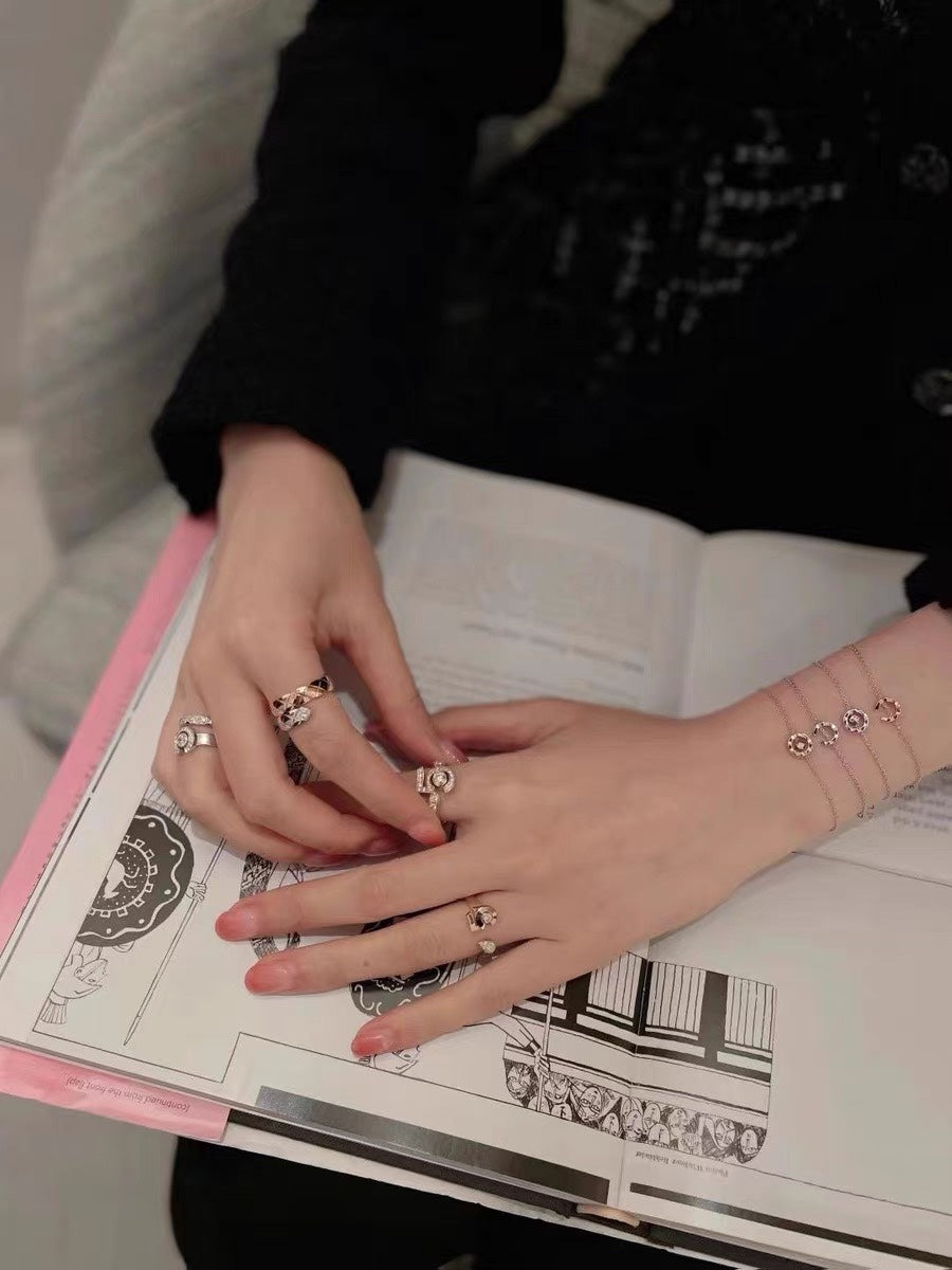 18K CC No.5 Ring