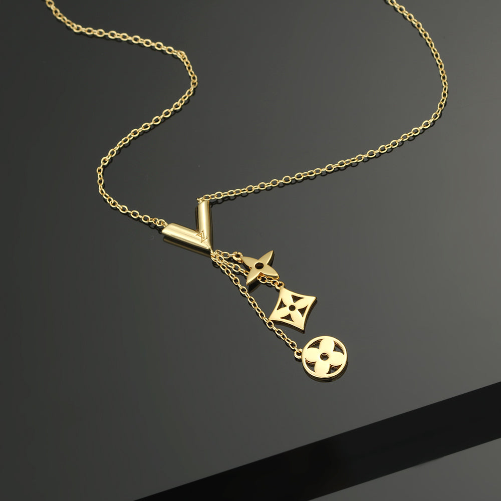 18K Louis Twiggy Necklace