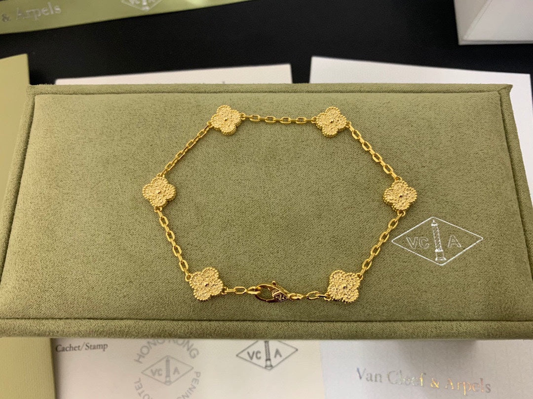 18K Sweet Alhambra Six Motifs Bracelet