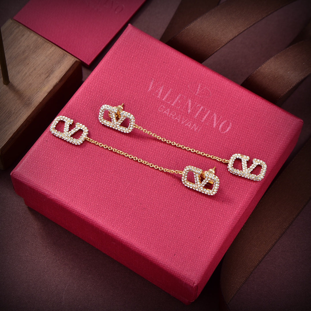 18K Garavani Crystal Vlogo Signature Earrings