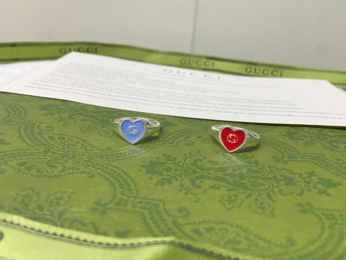 GG Interlocking G Red Enamel Heart Ring