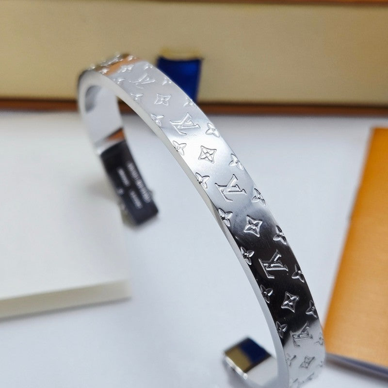 18K Louis Monogram Gold Bracelet