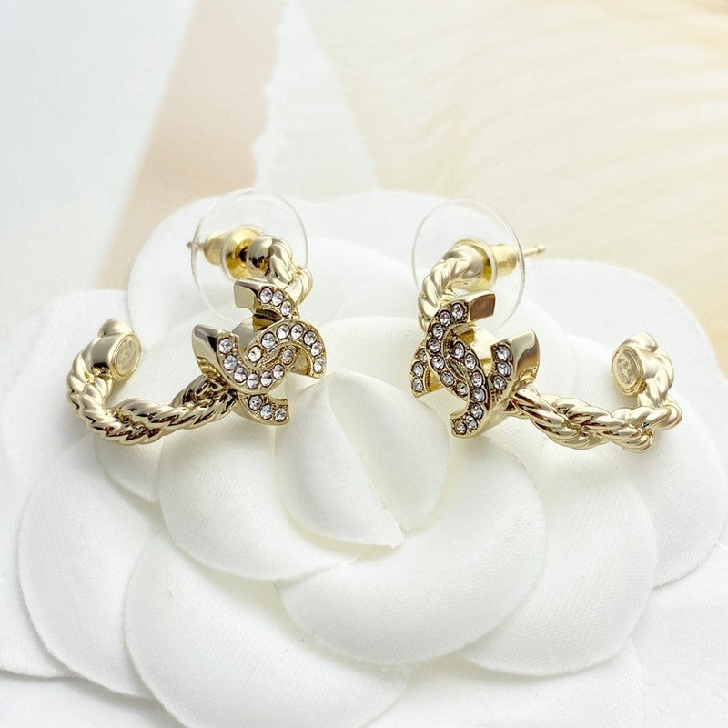 18K CC Diamond Circle Gold Earrings