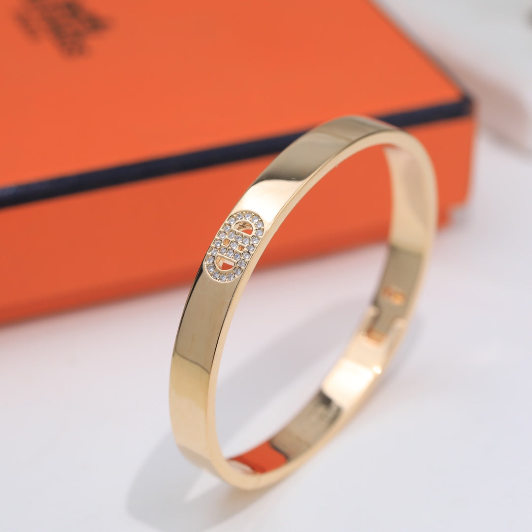 18K H Diamonds Bracelet