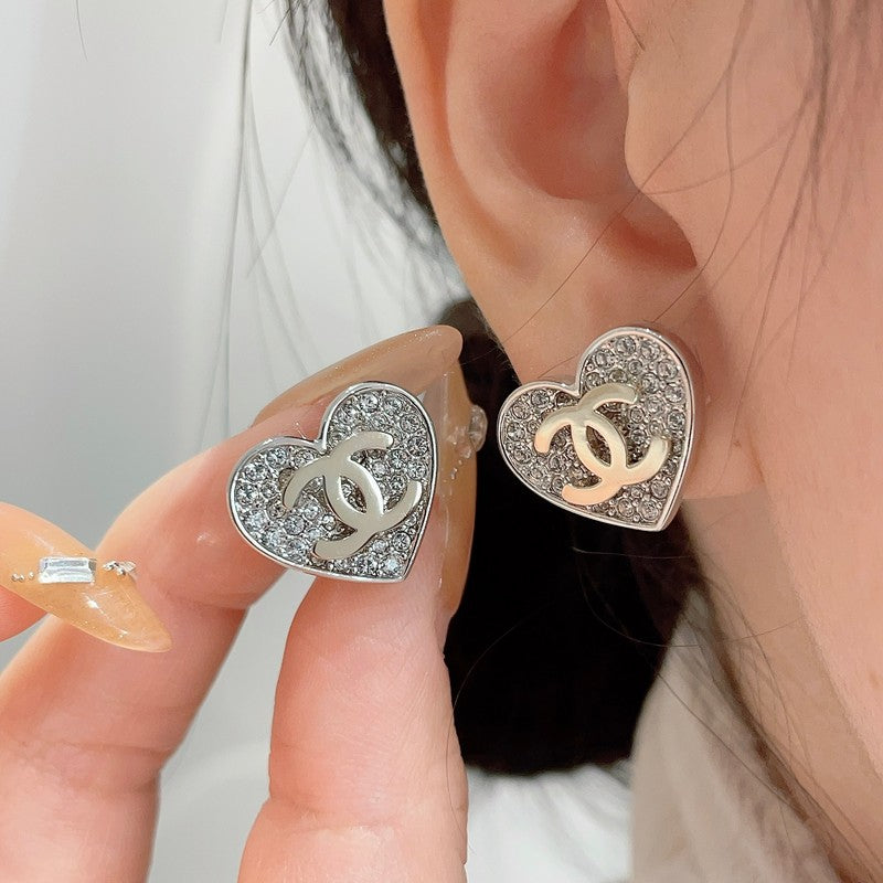18K CC Diamond Heart Gold Earrings