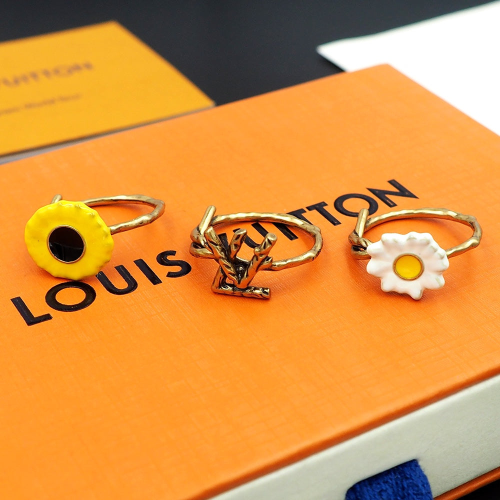 18K Louis Gardening Set of Three Rings