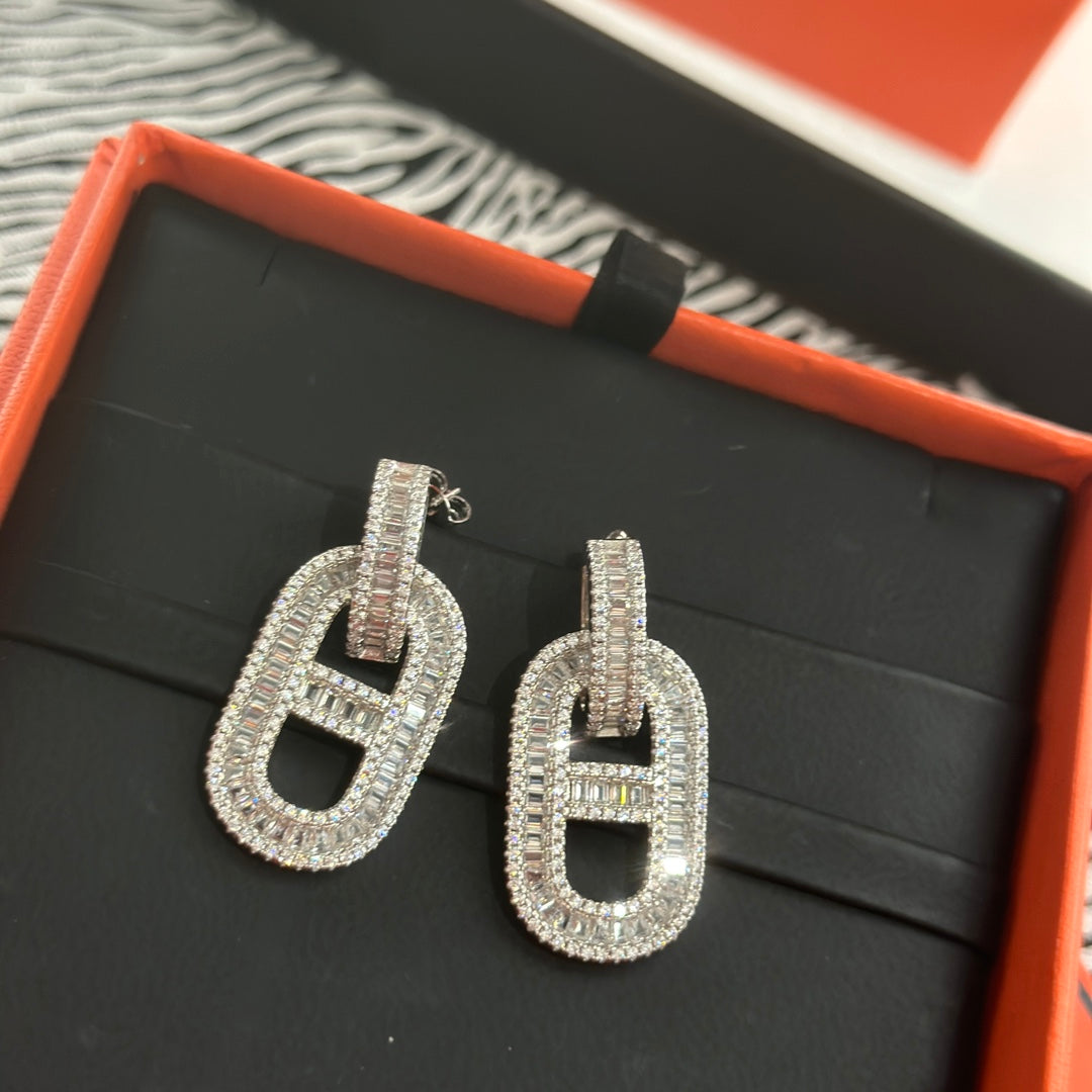 18K Diamonds H Earrings