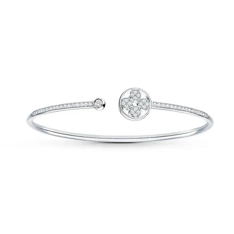 18K Louis Idylle Blossom Twist Bracelet